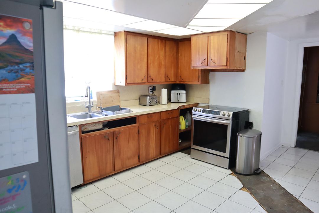 En Venta: $519,000 (3 camas, 3 baños, 2814 Pies cuadrados)