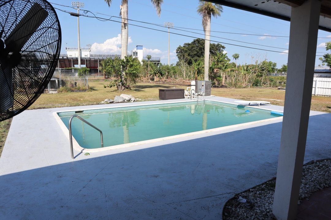En Venta: $519,000 (3 camas, 3 baños, 2814 Pies cuadrados)
