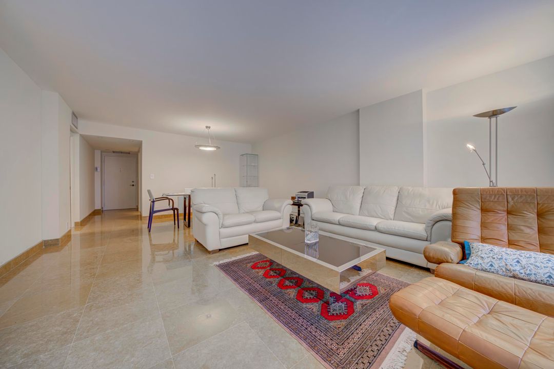 На продажу: $599,000 (2 спален, 2 ванн, 1362 Квадратных фут)