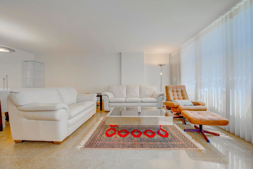 На продажу: $599,000 (2 спален, 2 ванн, 1362 Квадратных фут)