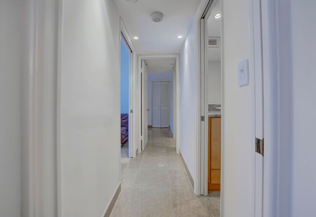 На продажу: $599,000 (2 спален, 2 ванн, 1362 Квадратных фут)