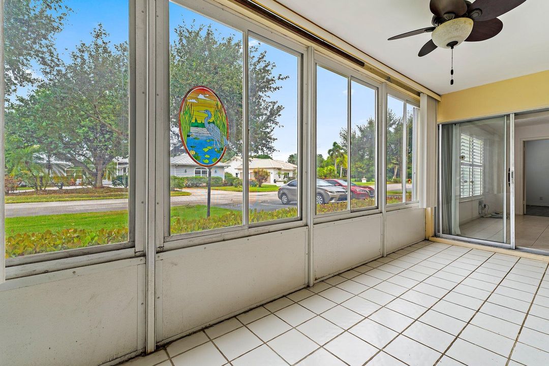 待售: $220,000 (2 贝兹, 2 浴室, 1162 平方英尺)