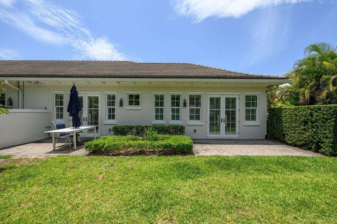 На продажу: $1,800,000 (3 спален, 3 ванн, 2647 Квадратных фут)