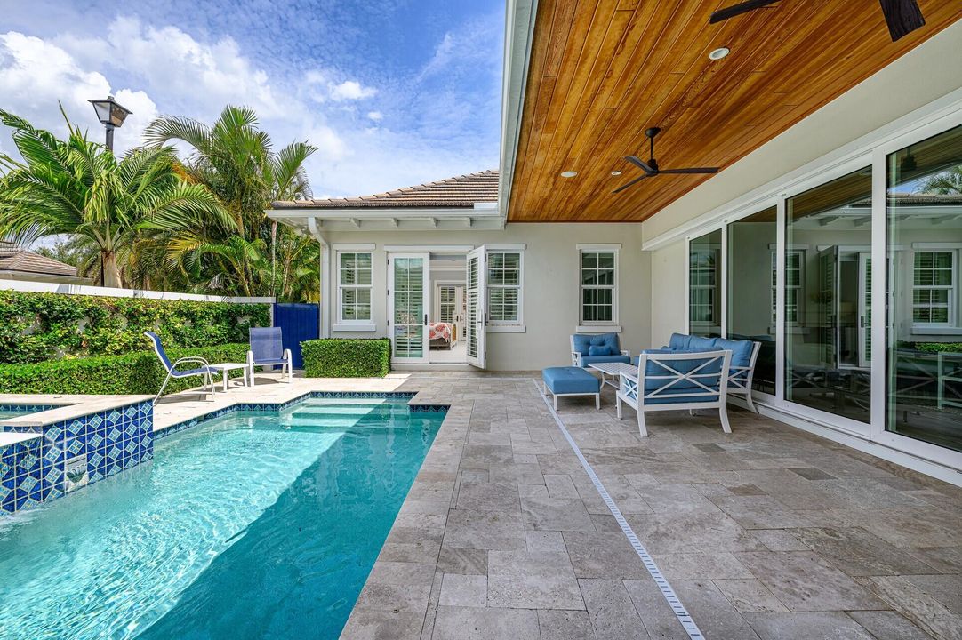 На продажу: $1,800,000 (3 спален, 3 ванн, 2647 Квадратных фут)