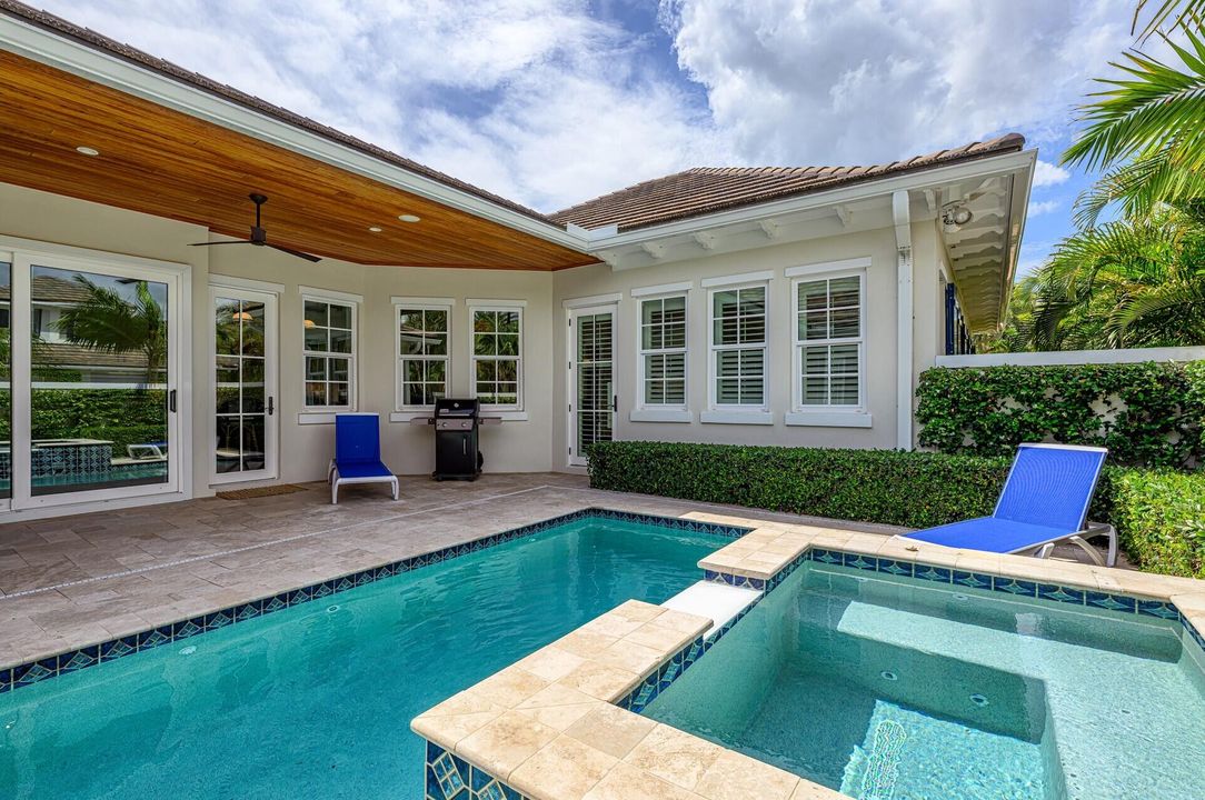 На продажу: $1,800,000 (3 спален, 3 ванн, 2647 Квадратных фут)