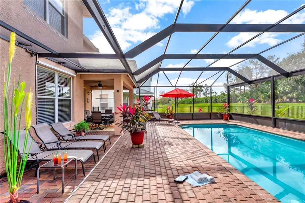 For Sale: $615,000 (3 beds, 2 baths, 2764 Square Feet)