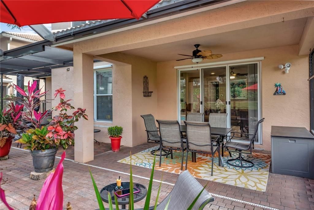 For Sale: $615,000 (3 beds, 2 baths, 2764 Square Feet)