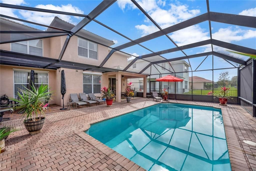 For Sale: $615,000 (3 beds, 2 baths, 2764 Square Feet)