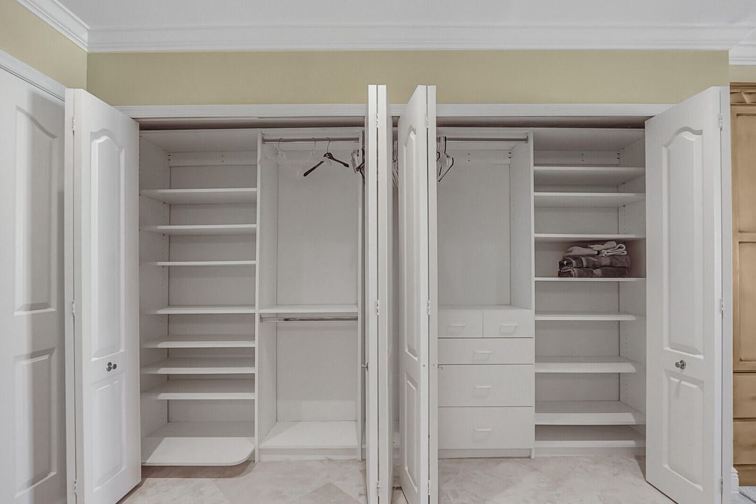 For Rent: $4,000 (2 beds, 2 baths, 1825 Square Feet)