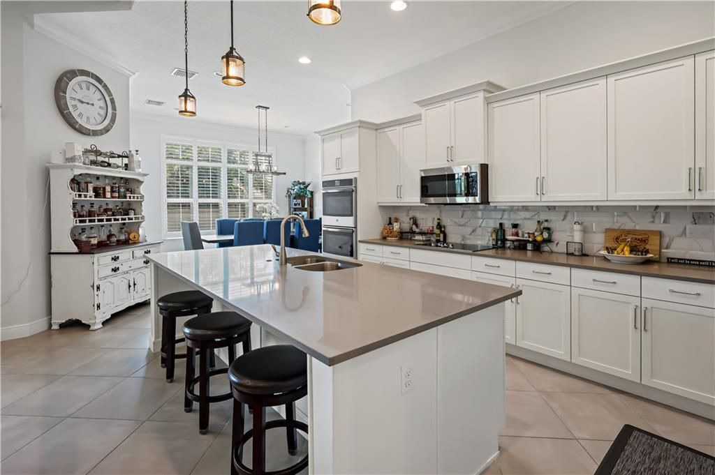 На продажу: $795,000 (3 спален, 3 ванн, 2742 Квадратных фут)