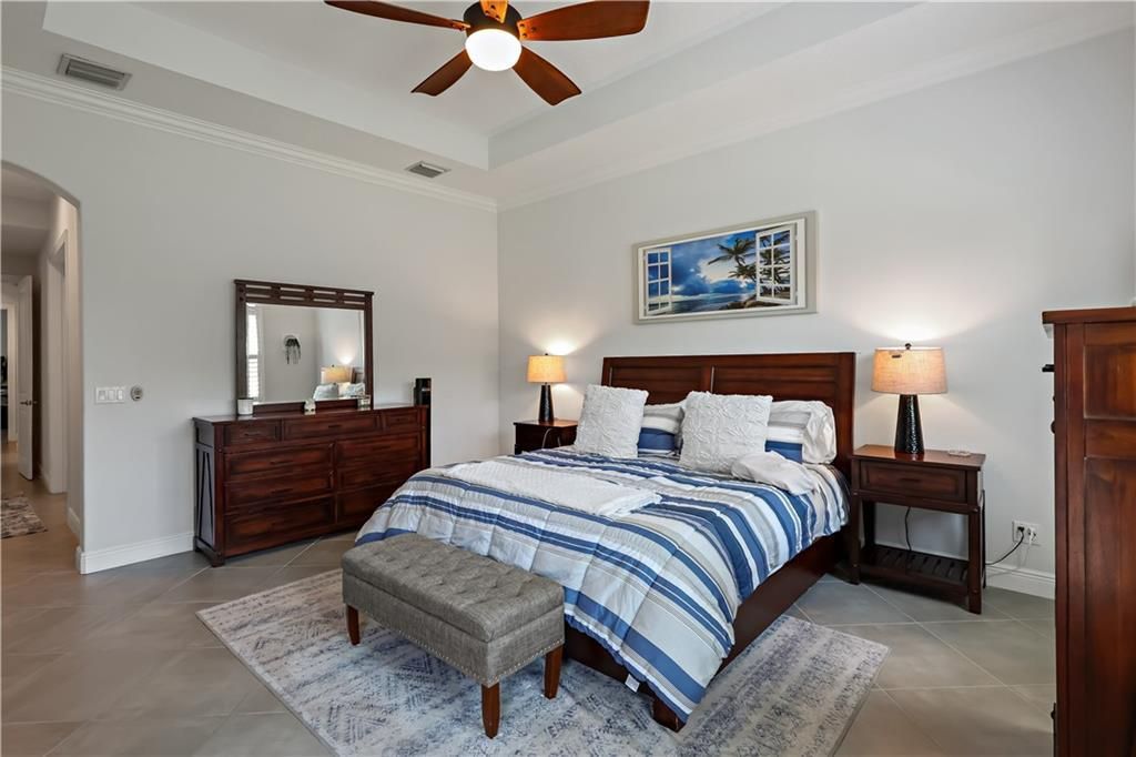 На продажу: $795,000 (3 спален, 3 ванн, 2742 Квадратных фут)