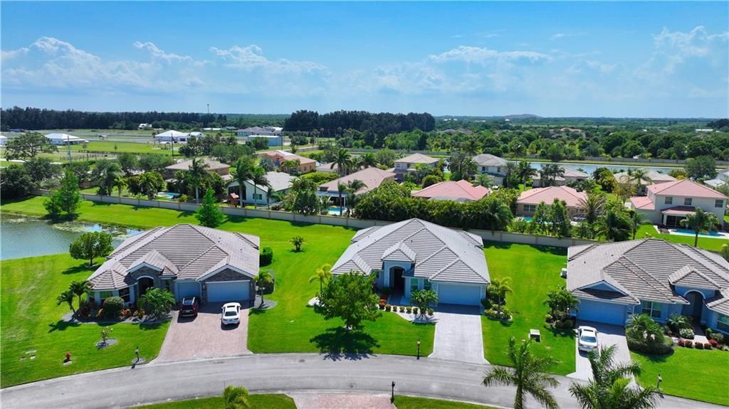 На продажу: $795,000 (3 спален, 3 ванн, 2742 Квадратных фут)