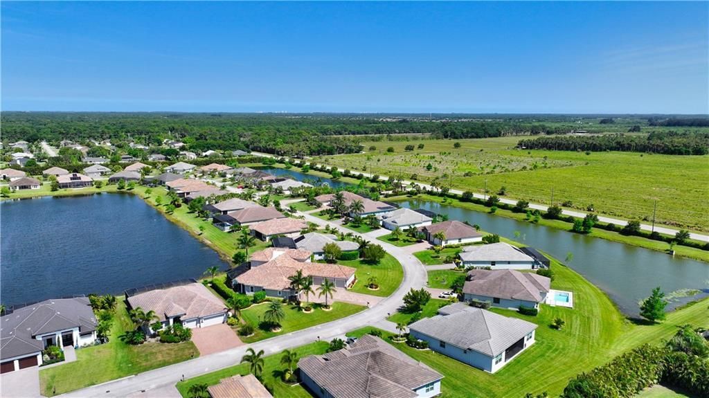 На продажу: $795,000 (3 спален, 3 ванн, 2742 Квадратных фут)