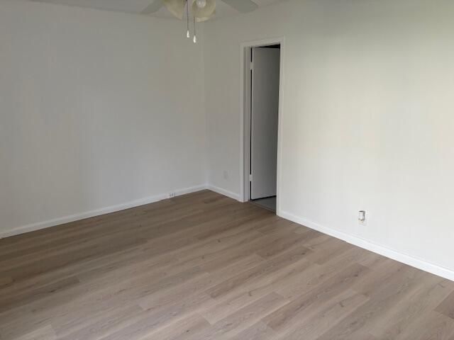 待售: $99,000 (1 贝兹, 1 浴室, 715 平方英尺)