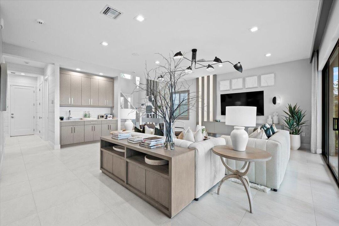 Под контрактом: $1,425,900 (4 спален, 5 ванн, 3656 Квадратных фут)