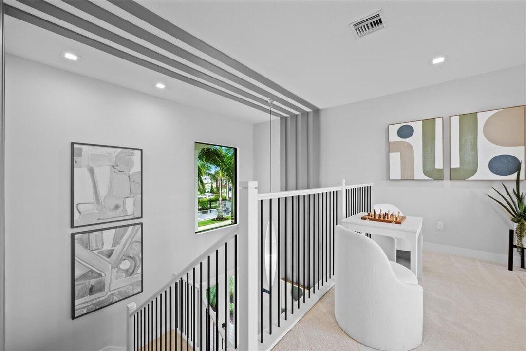 Под контрактом: $1,425,900 (4 спален, 5 ванн, 3656 Квадратных фут)