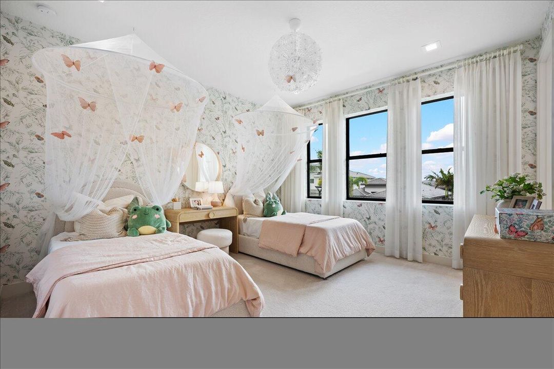 Под контрактом: $1,425,900 (4 спален, 5 ванн, 3656 Квадратных фут)