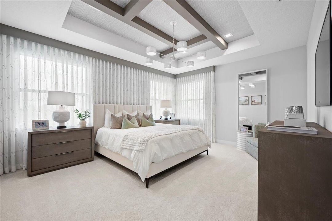 Под контрактом: $1,425,900 (4 спален, 5 ванн, 3656 Квадратных фут)