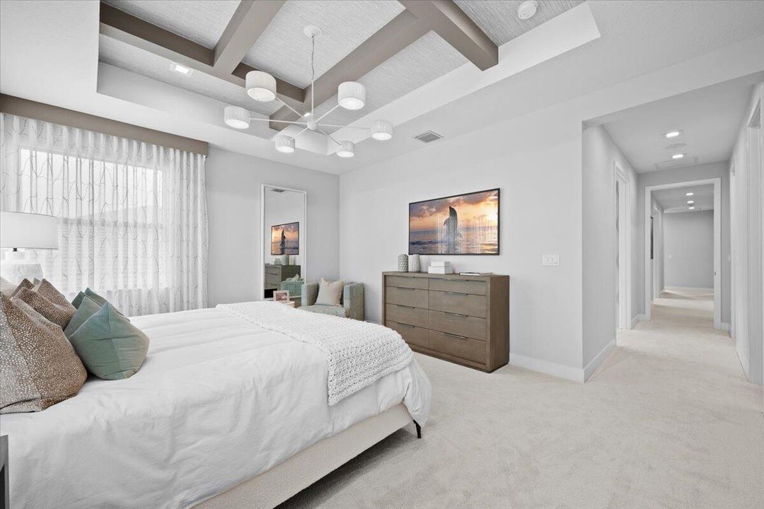 Под контрактом: $1,425,900 (4 спален, 5 ванн, 3656 Квадратных фут)