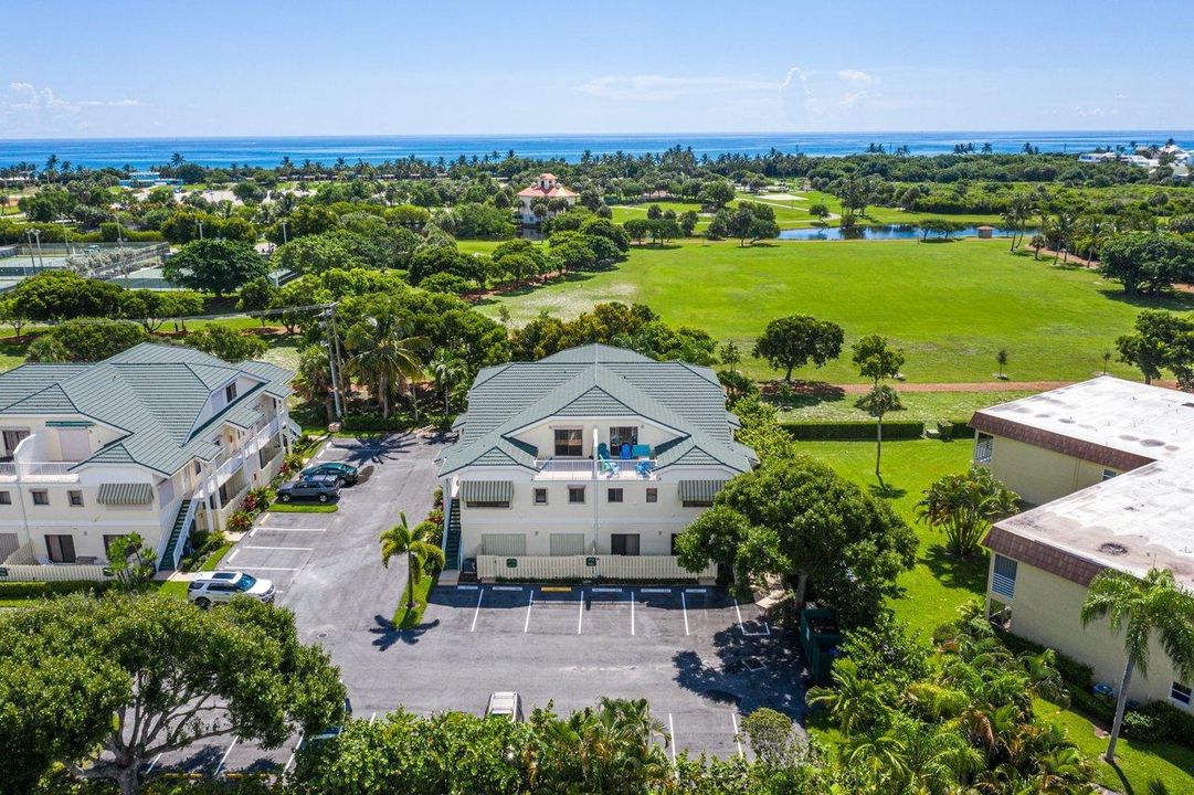 Recently Rented: $3,800 (3 beds, 2 baths, 1640 Square Feet)