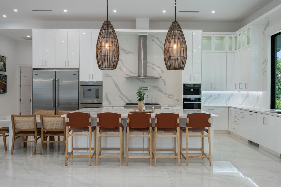 En Venta: $6,850,000 (5 camas, 6 baños, 7444 Pies cuadrados)