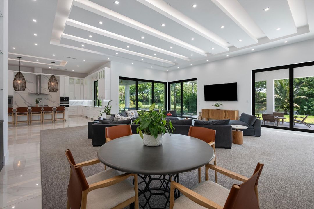 En Venta: $6,850,000 (5 camas, 6 baños, 7444 Pies cuadrados)