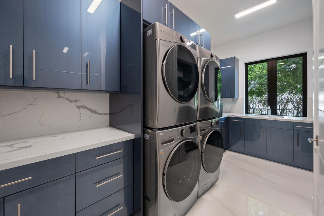 En Venta: $6,850,000 (5 camas, 6 baños, 7444 Pies cuadrados)