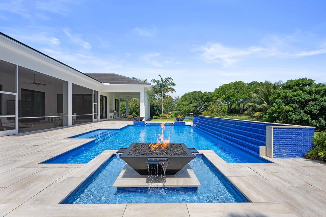 En Venta: $6,850,000 (5 camas, 6 baños, 7444 Pies cuadrados)