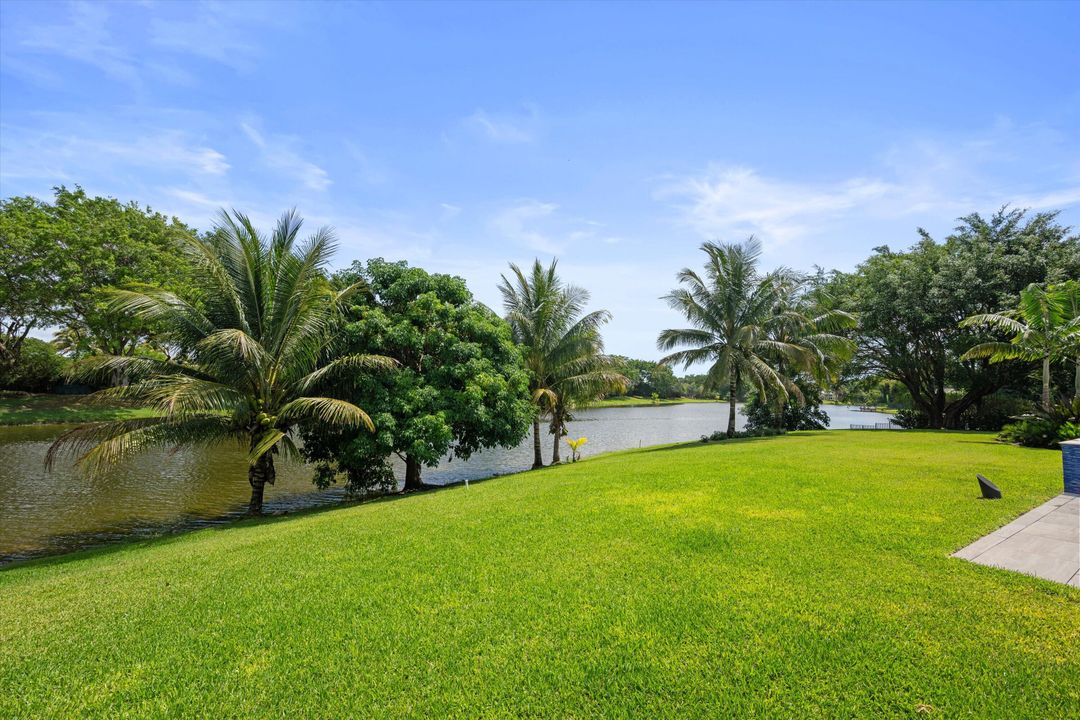 En Venta: $6,850,000 (5 camas, 6 baños, 7444 Pies cuadrados)