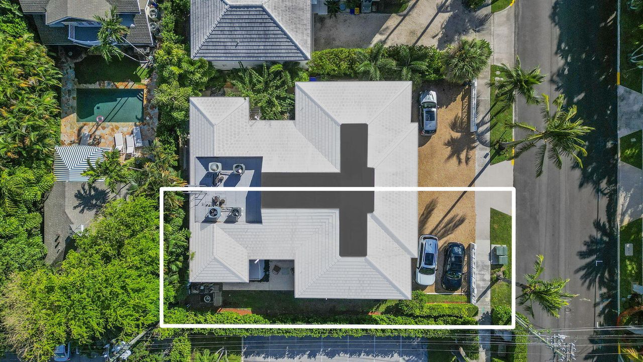 В аренду: $14,000 (3 спален, 2 ванн, 1559 Квадратных фут)