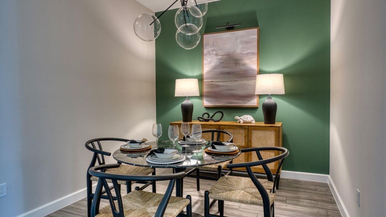 Active With Contract: $269,145 (2 beds, 2 baths, 1308 Square Feet)