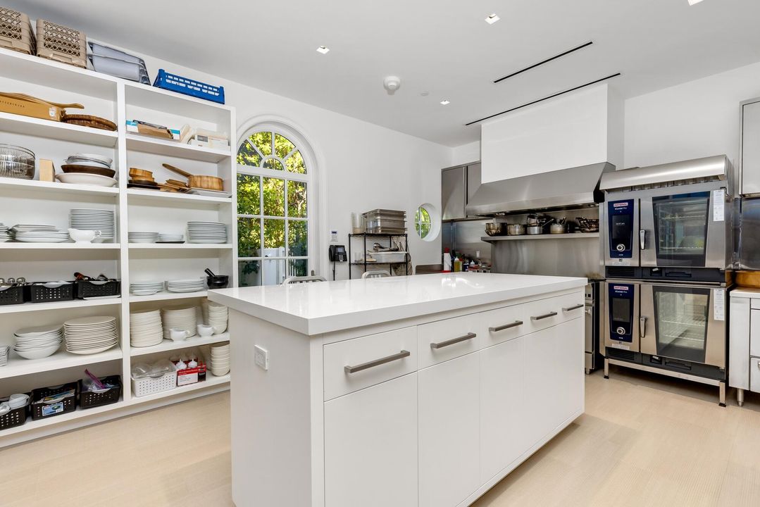 En Venta: $84,000,000 (7 camas, 9 baños, 13375 Pies cuadrados)