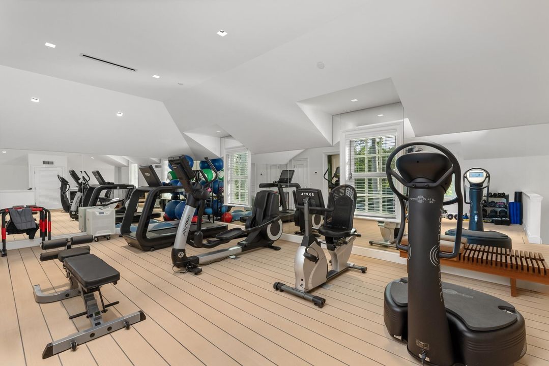 En Venta: $84,000,000 (7 camas, 9 baños, 13375 Pies cuadrados)