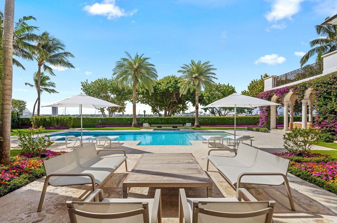 En Venta: $84,000,000 (7 camas, 9 baños, 13375 Pies cuadrados)