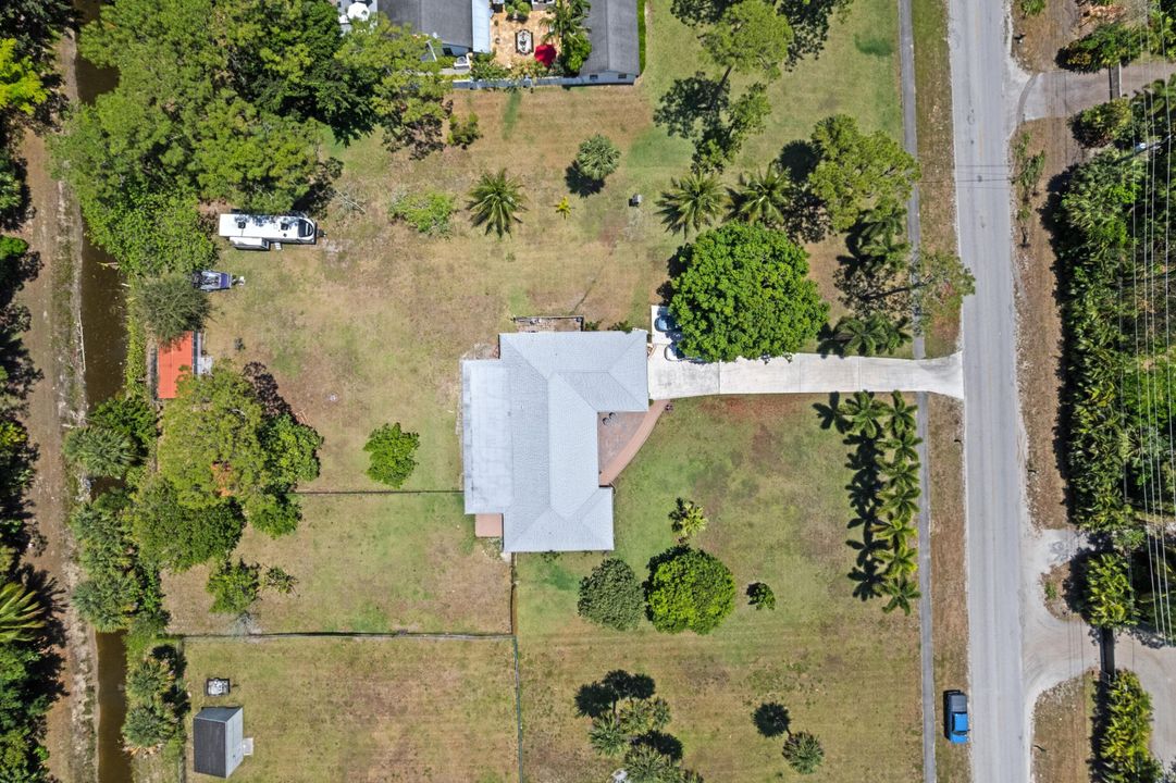 合同活跃: $640,000 (3 贝兹, 2 浴室, 2129 平方英尺)