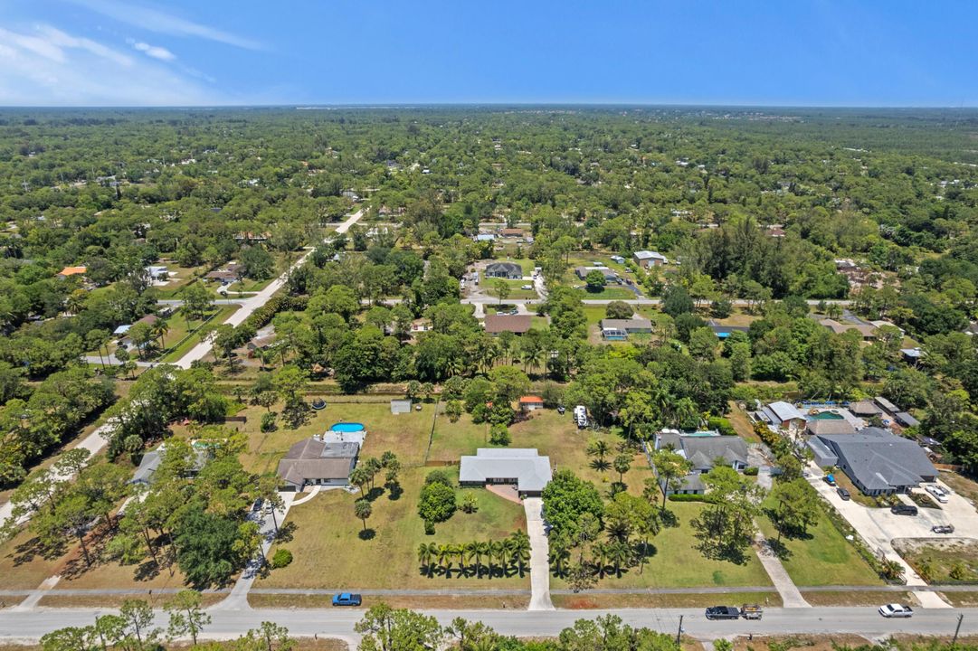 合同活跃: $640,000 (3 贝兹, 2 浴室, 2129 平方英尺)