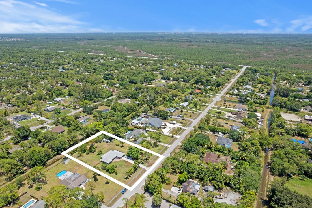 合同活跃: $640,000 (3 贝兹, 2 浴室, 2129 平方英尺)