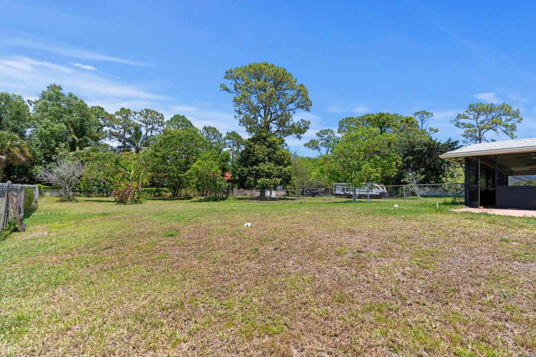 合同活跃: $640,000 (3 贝兹, 2 浴室, 2129 平方英尺)