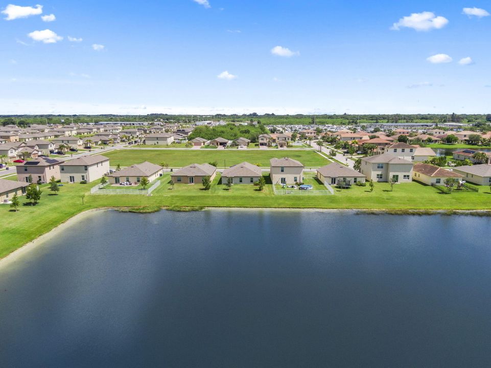 Active With Contract: $365,000 (4 beds, 2 baths, 1830 Square Feet)