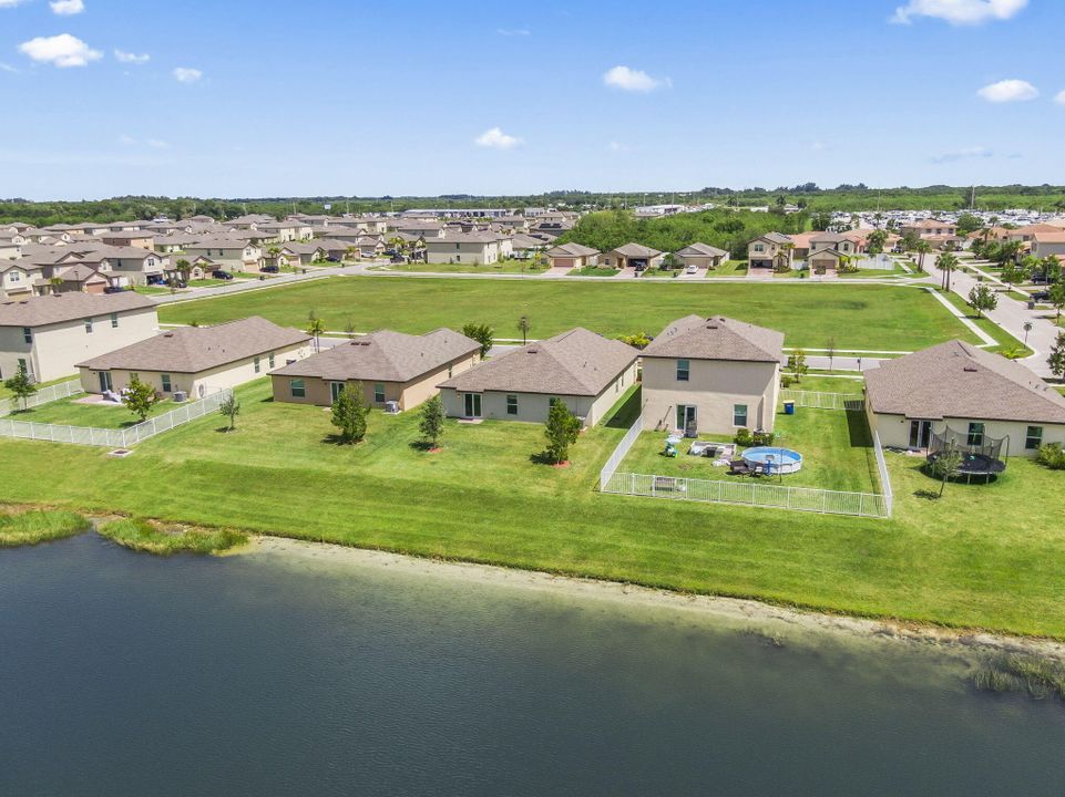 Active With Contract: $365,000 (4 beds, 2 baths, 1830 Square Feet)