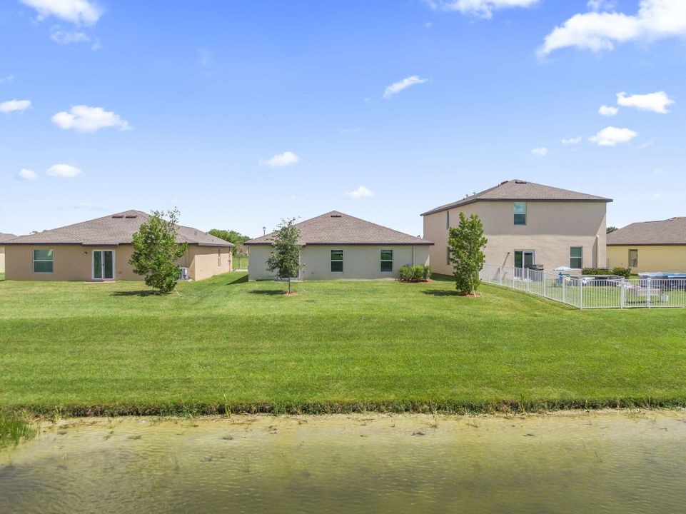 Active With Contract: $365,000 (4 beds, 2 baths, 1830 Square Feet)