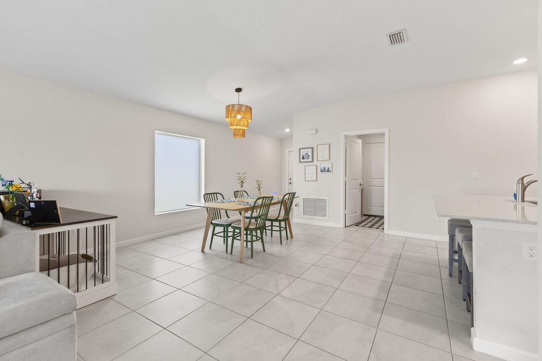 Active With Contract: $365,000 (4 beds, 2 baths, 1830 Square Feet)