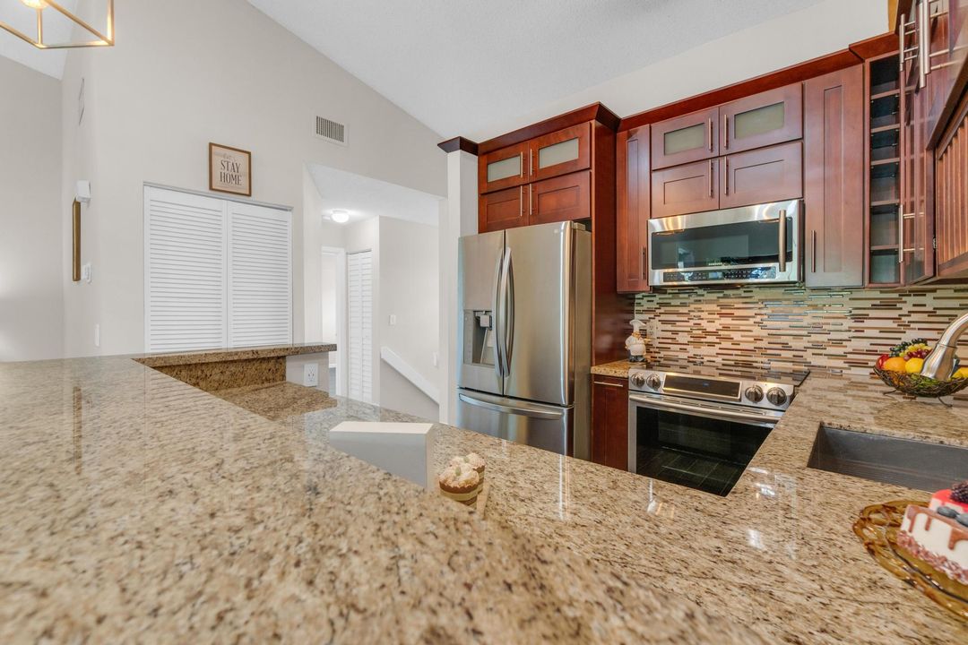 Active With Contract: $340,000 (4 beds, 2 baths, 1250 Square Feet)