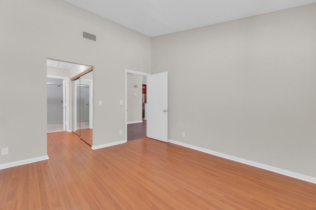 Active With Contract: $340,000 (4 beds, 2 baths, 1250 Square Feet)