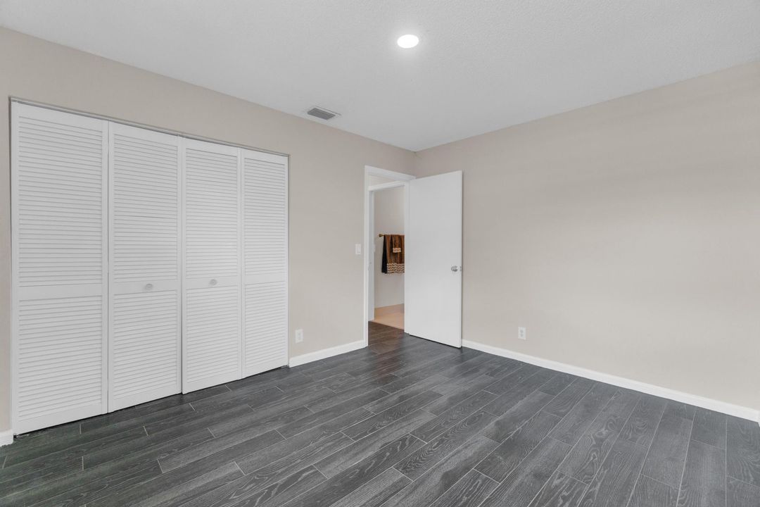 Active With Contract: $340,000 (4 beds, 2 baths, 1250 Square Feet)