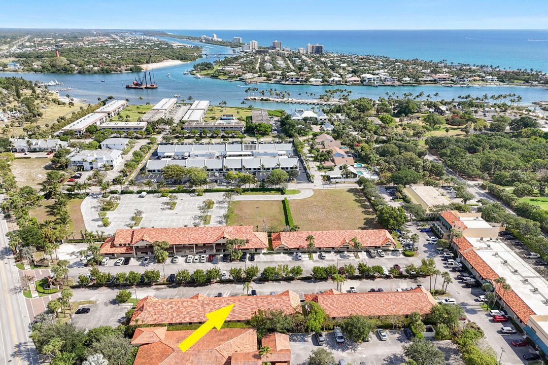 На продажу: $2,125 (0 спален, 0 ванн, 625 Квадратных фут)