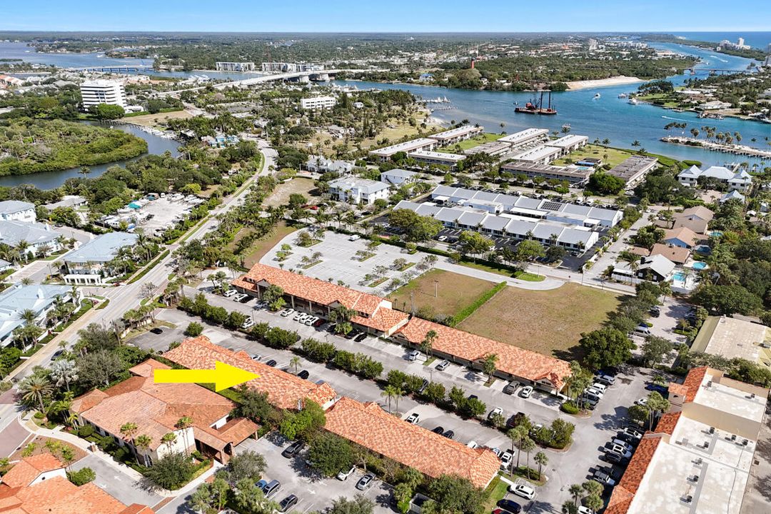 На продажу: $2,125 (0 спален, 0 ванн, 625 Квадратных фут)