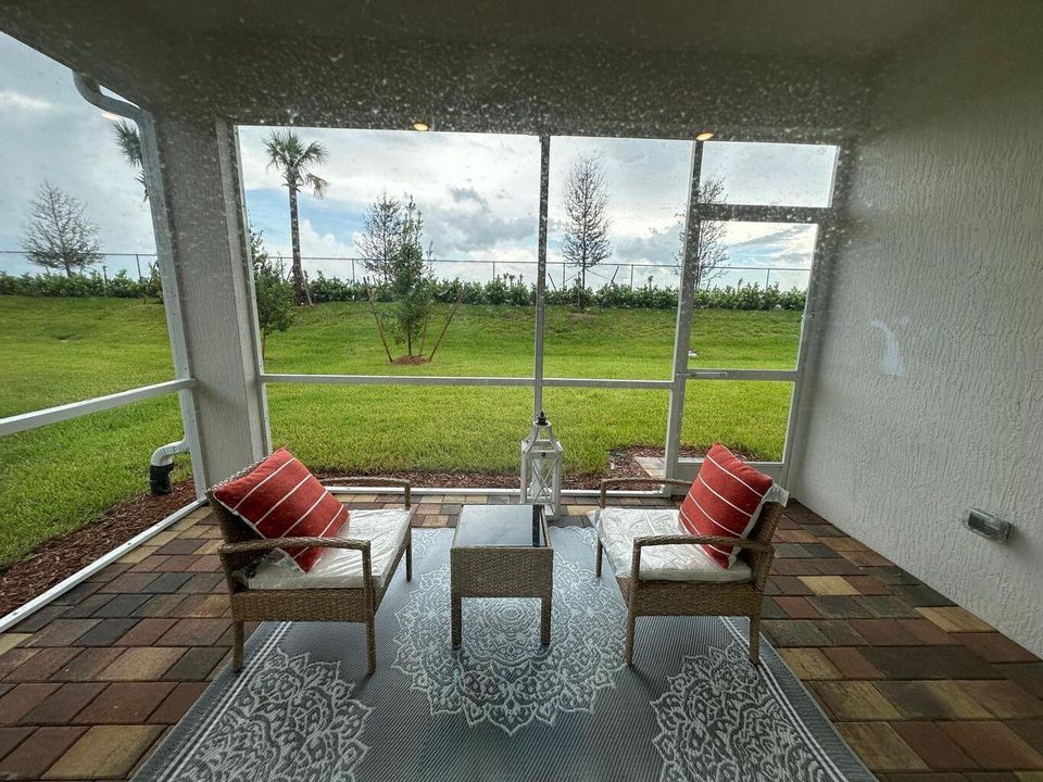 For Rent: $4,900 (2 beds, 2 baths, 1579 Square Feet)