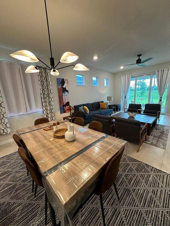 For Rent: $4,900 (2 beds, 2 baths, 1579 Square Feet)