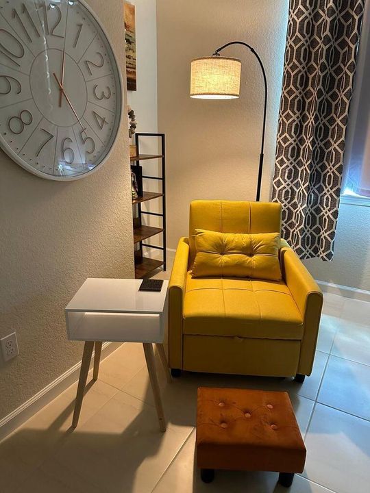 For Rent: $4,900 (2 beds, 2 baths, 1579 Square Feet)